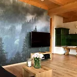 Appartement Urbanshof Herr Tobias Fehrenbach