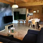 Urbanshof Herr Tobias Fehrenbach Appartement *