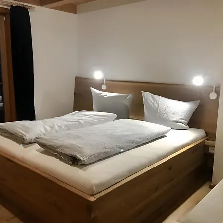 Apartman Urbanshof Herr Tobias Fehrenbach *